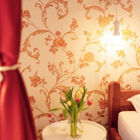 Sipos Borház és Pensión 3*